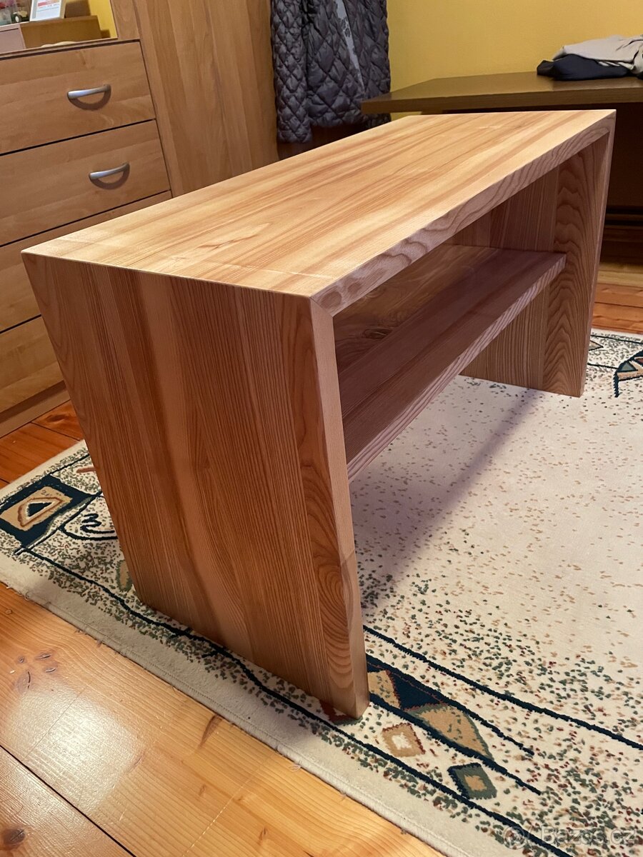 Konferenční stůl - 4