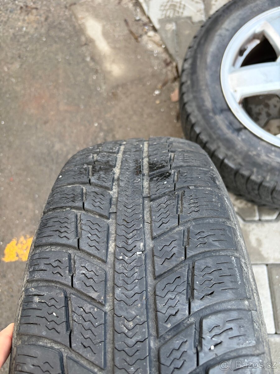 Sada kol Škoda Octavia 1 - 4