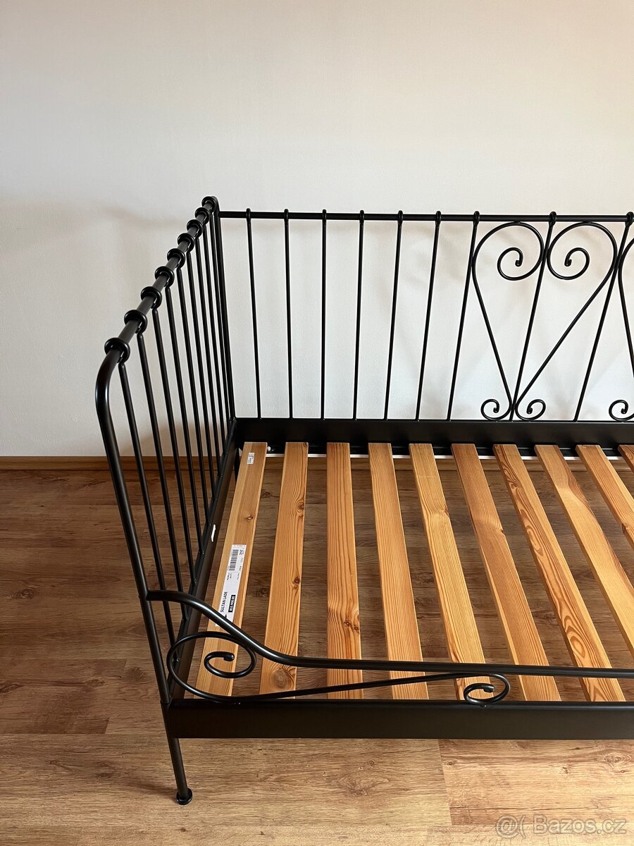 Kovová postel IKEA včetně roštu - 4