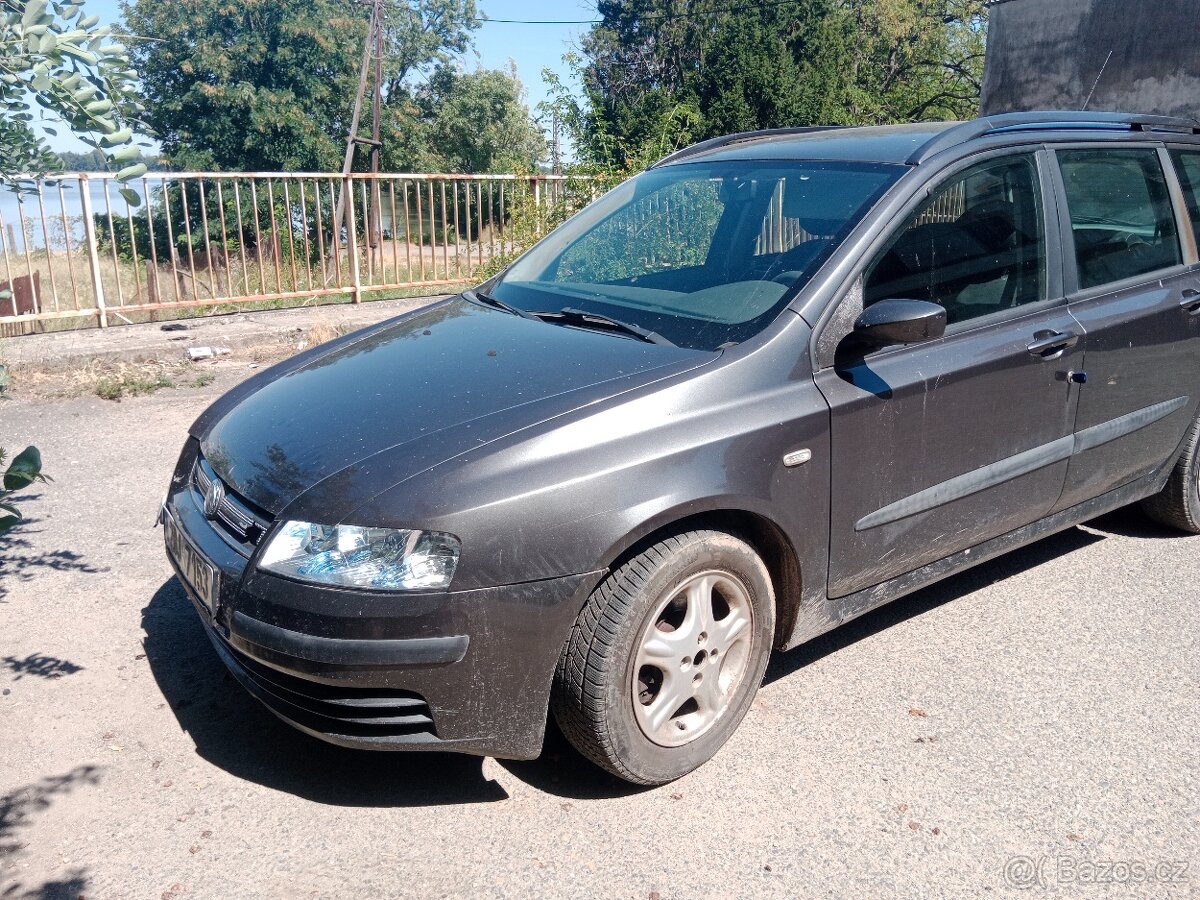 Fiat Stilo na náhradní díly - 4