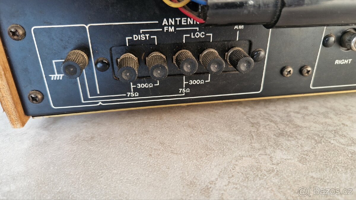 Stereo tuner Akai AT-2200,funkční - 4