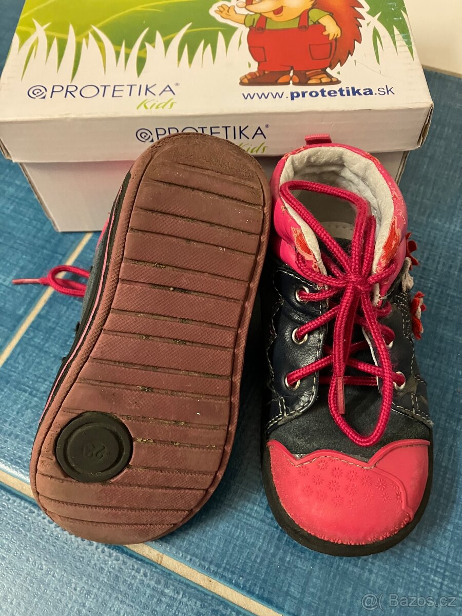 Dívčí boty (kotníkové) celoroční - vel. 23 - 4