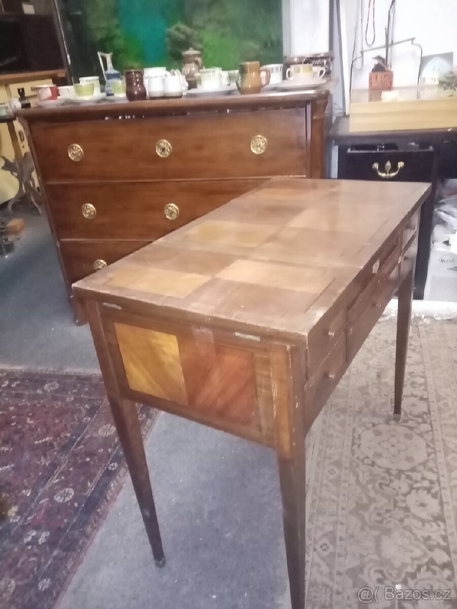 Starožitná toaletka dýhovaná mahagon - 4