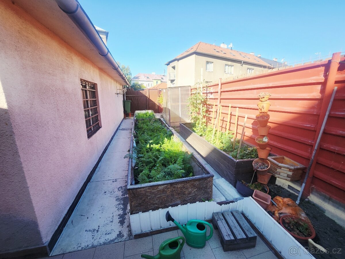 Prodej dvougeneračního domu v Chomutově - 4