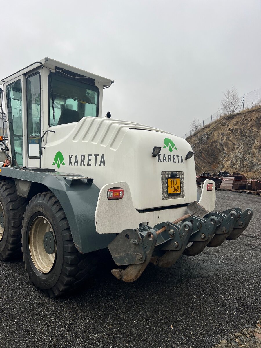 Grader New Holland - 4