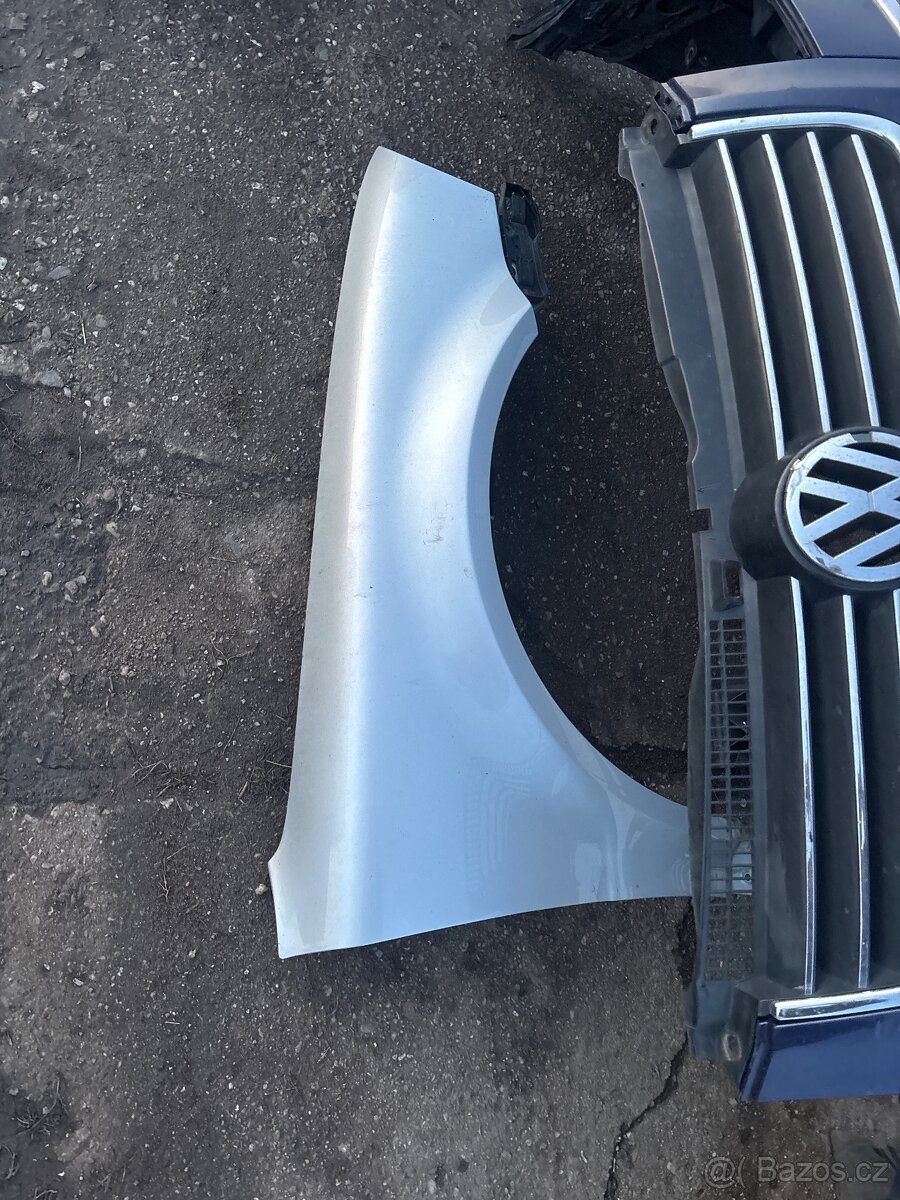 Vw passat b5.5 predni naraznik, blatnik, kapota - 4