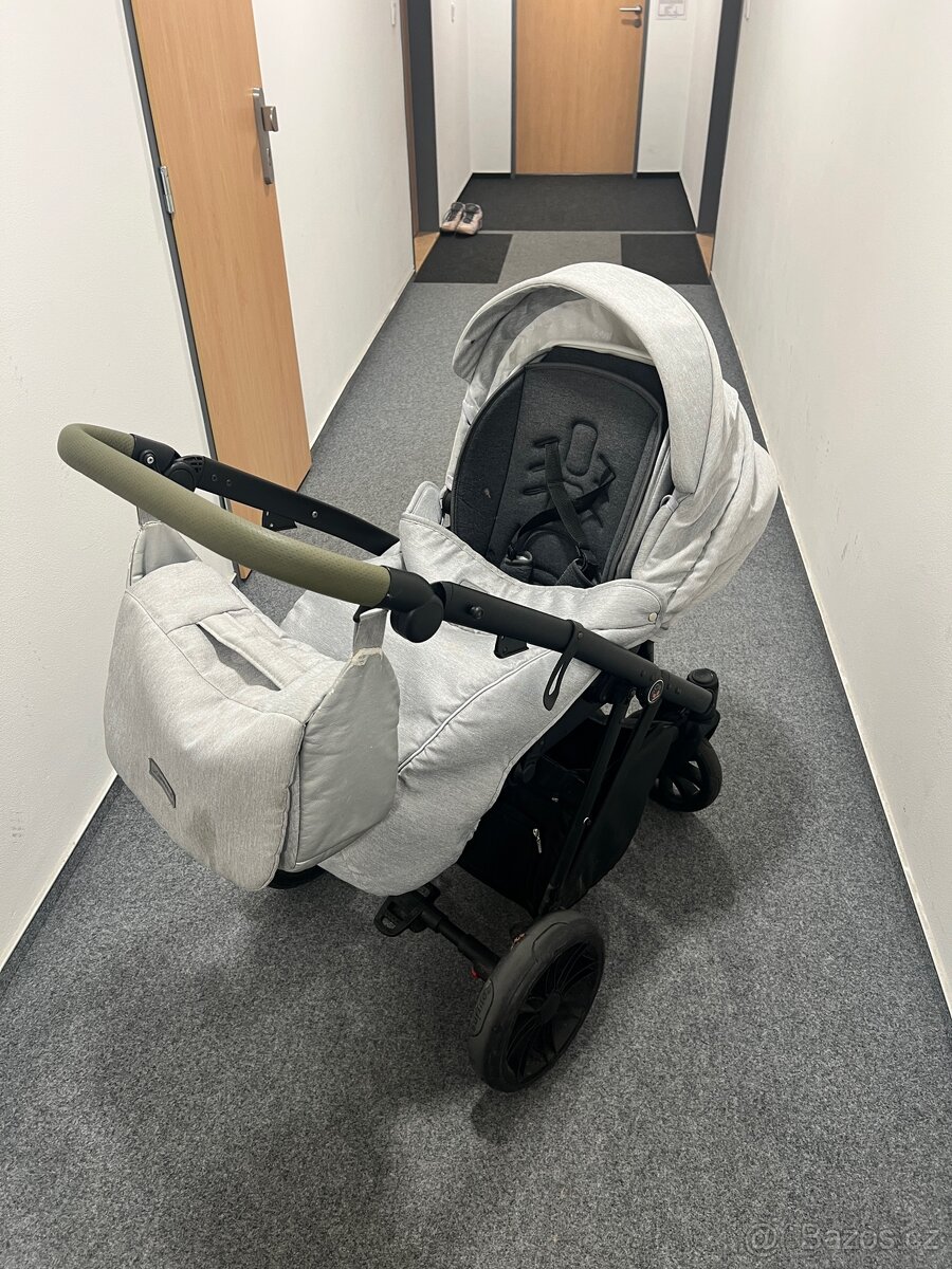 Kočárek Camarelo Zeo 3 kombinace - 4