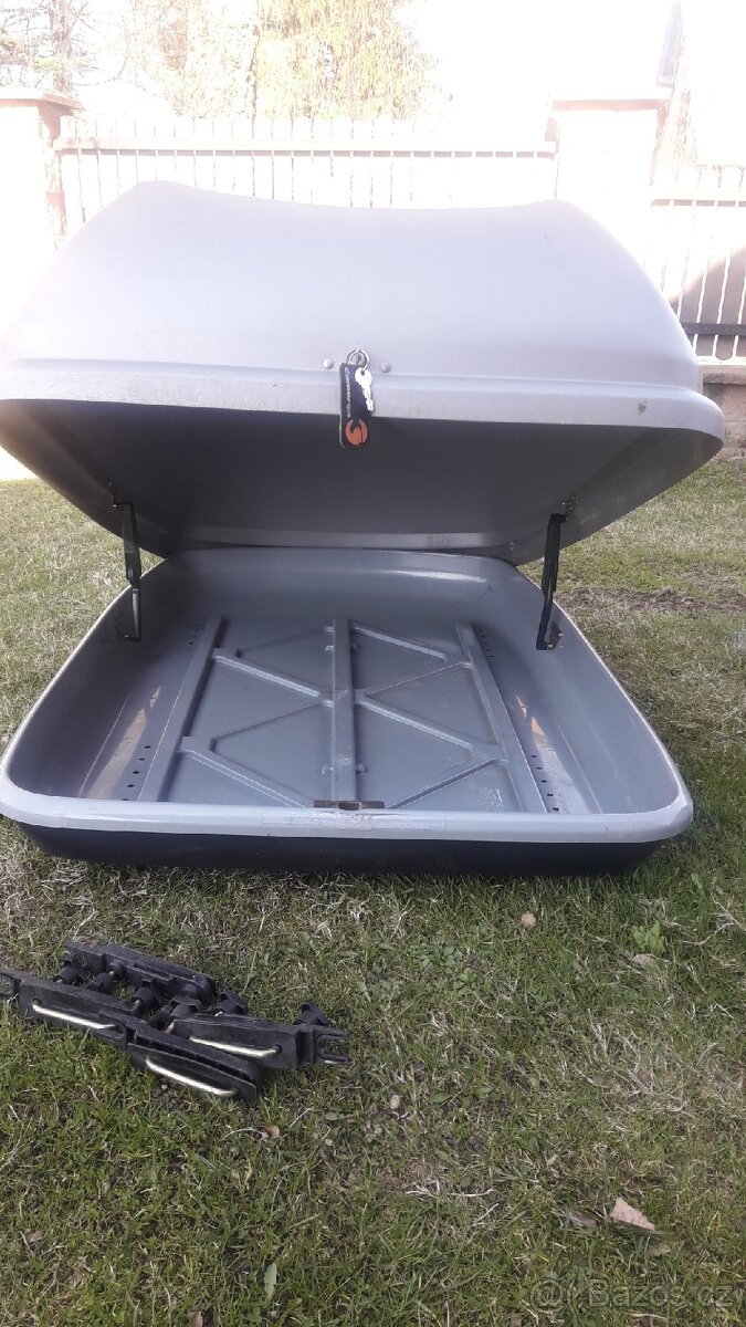 Střešní box 350l - 4