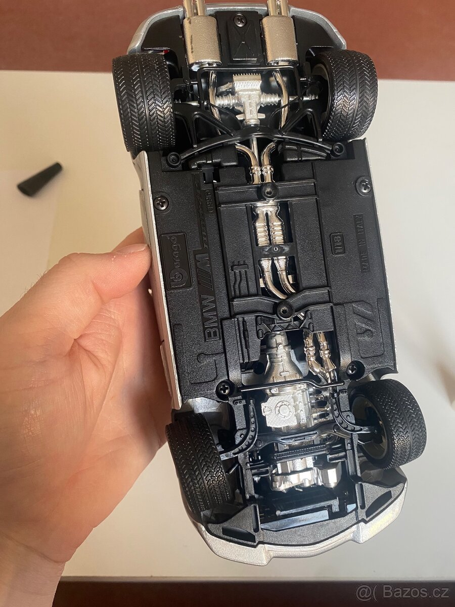 Modely bmw 1:18 + 1:24 - 4