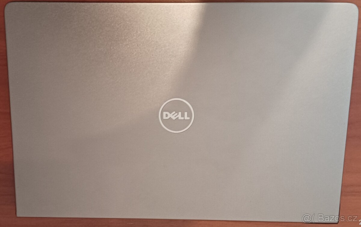 Prodám notebook Dell Vostro 8GB i5 SSD 256GB - 4