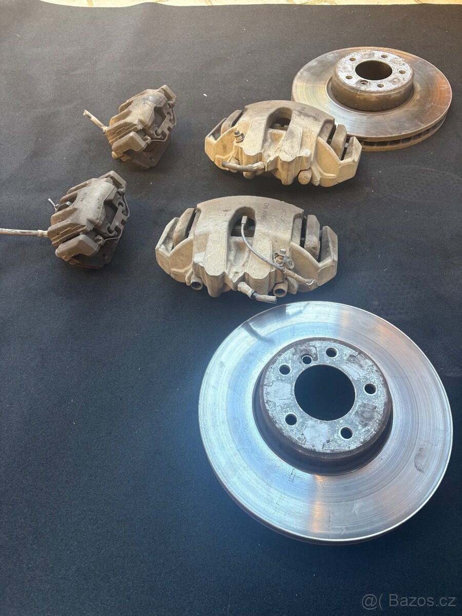 Bmw e60 e61 535d brzdy - 4