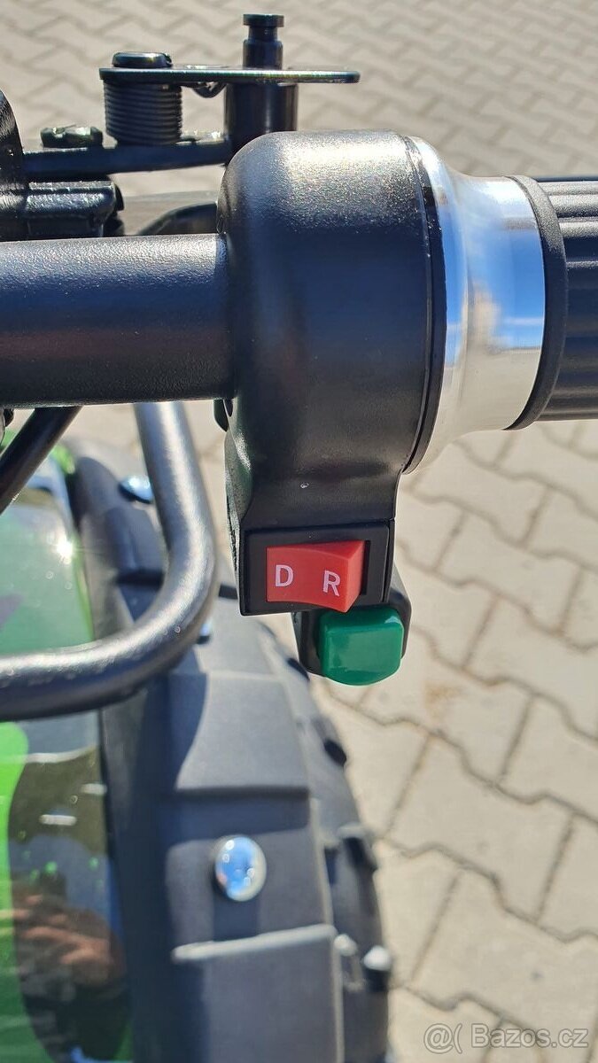 Dětská elektro čtyřkolka ATV Toronto 1500W 60V Deluxe difere