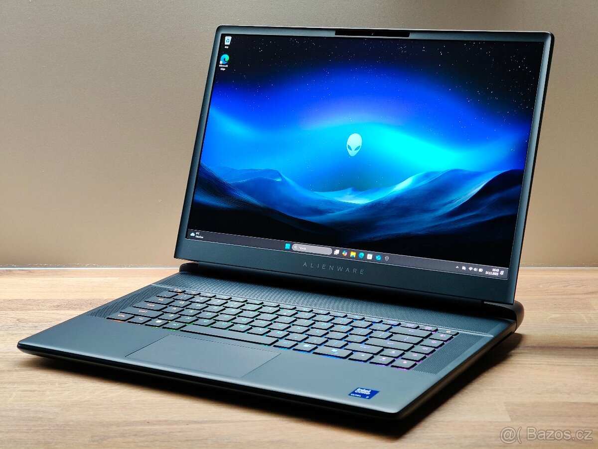 16" 240HZ_ALIENWARE 16 AREA-51_U7-255HX_16GB_RTX 5060 8GB - 4