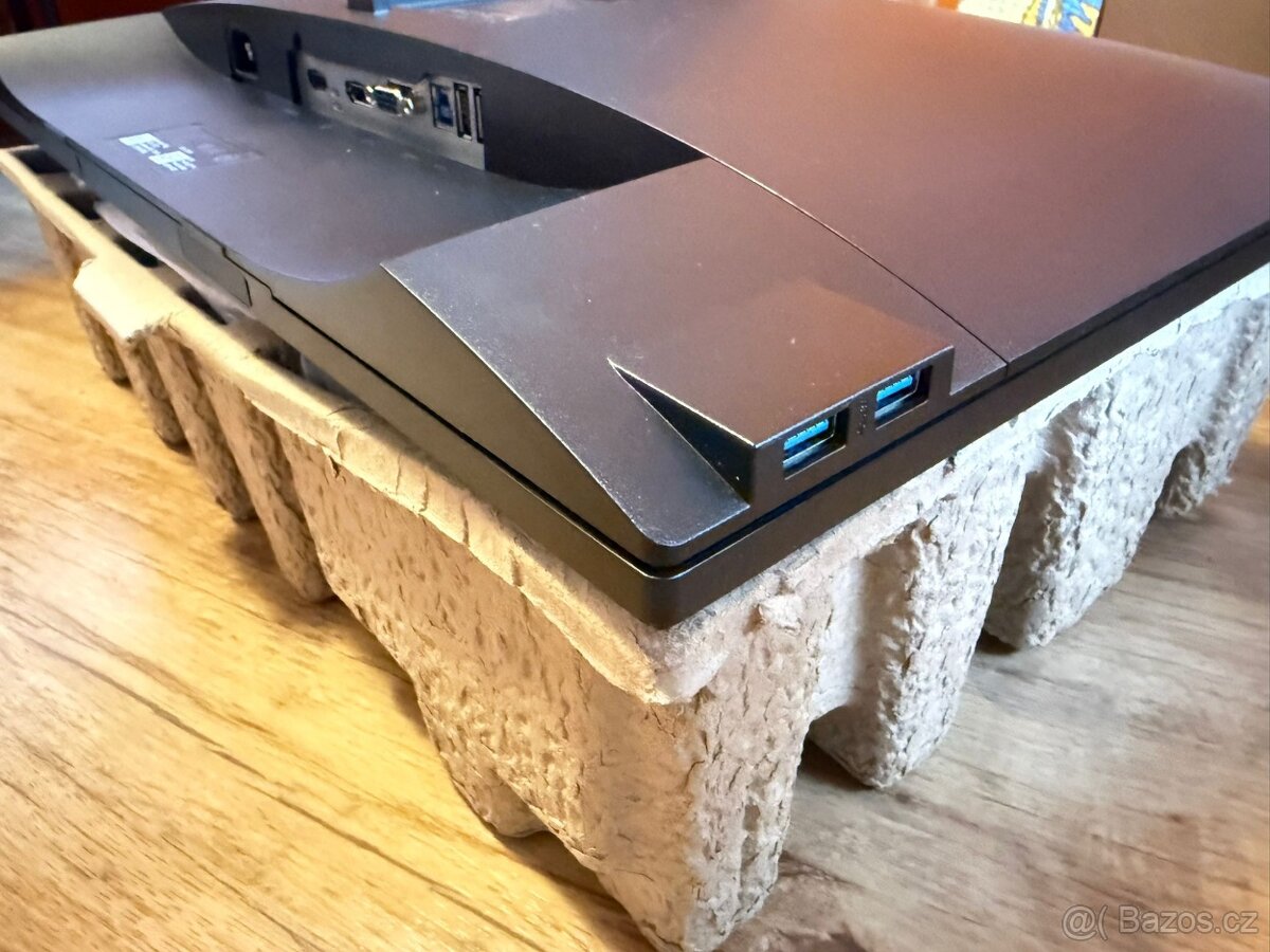 Dell P2217 | 22" | LCD | VGA, HDMI, USB2.0+3.0, 1680x1050 - 4