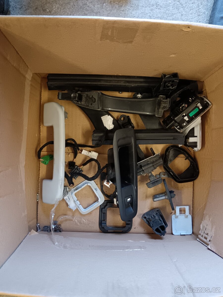 Okno Peugeot 308 sw t9 - 4