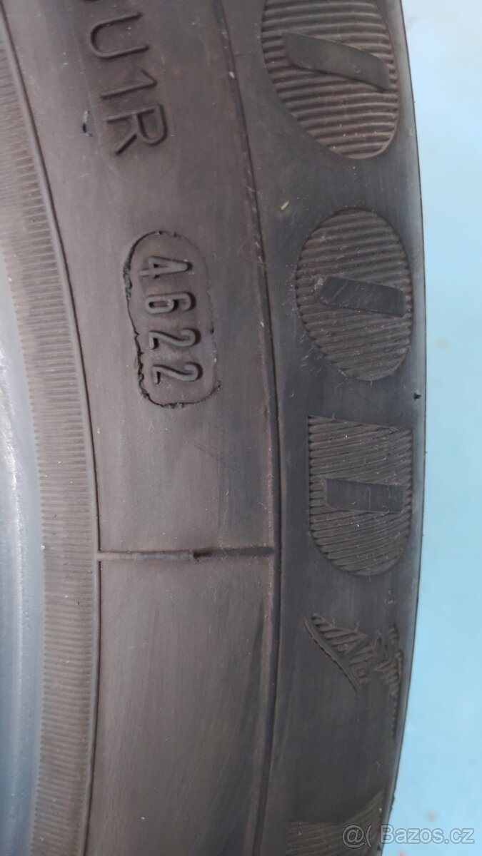 Pneu Good Year 205/55 R17 - 4