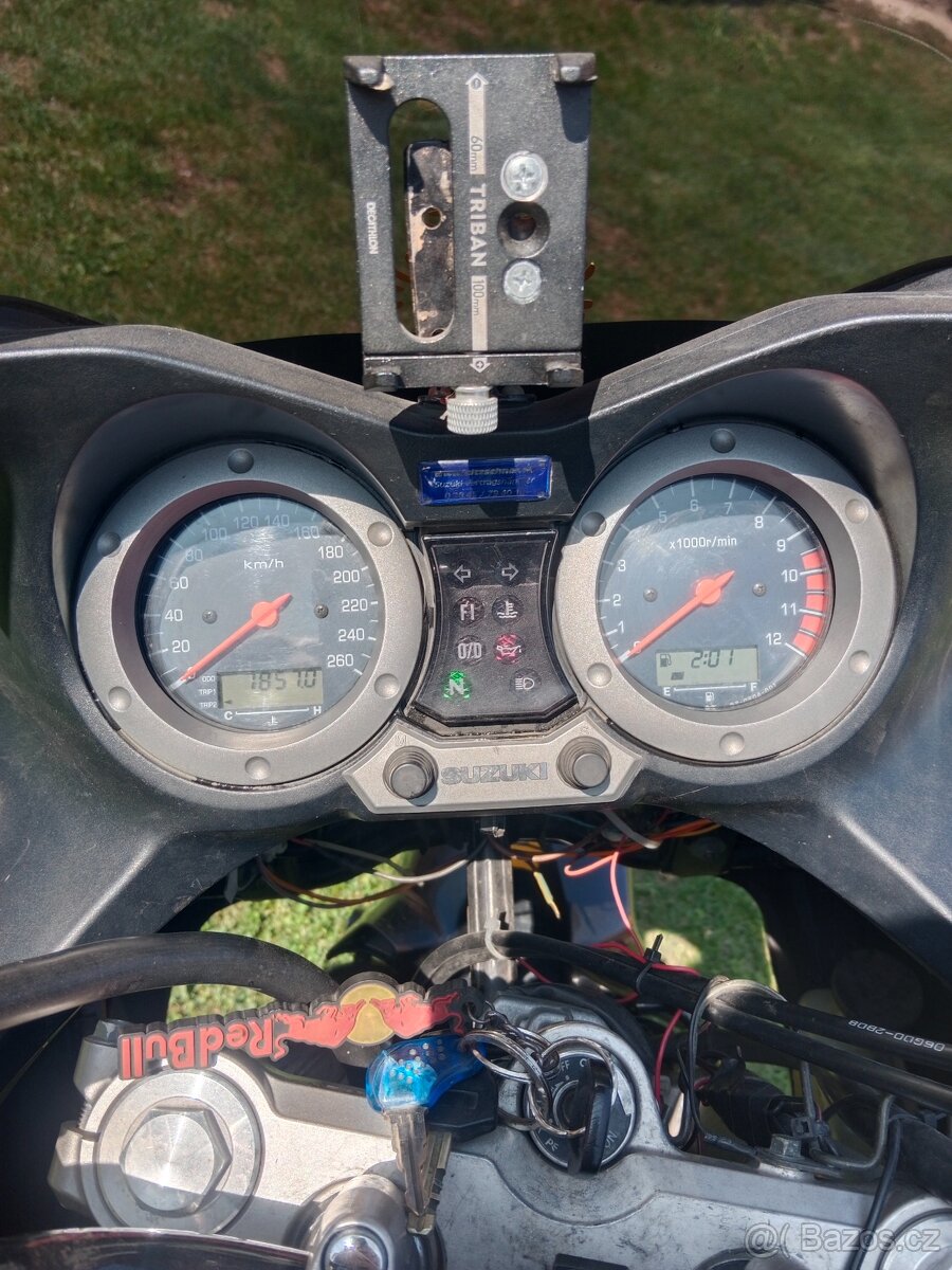 Suzuki V-strom 1000