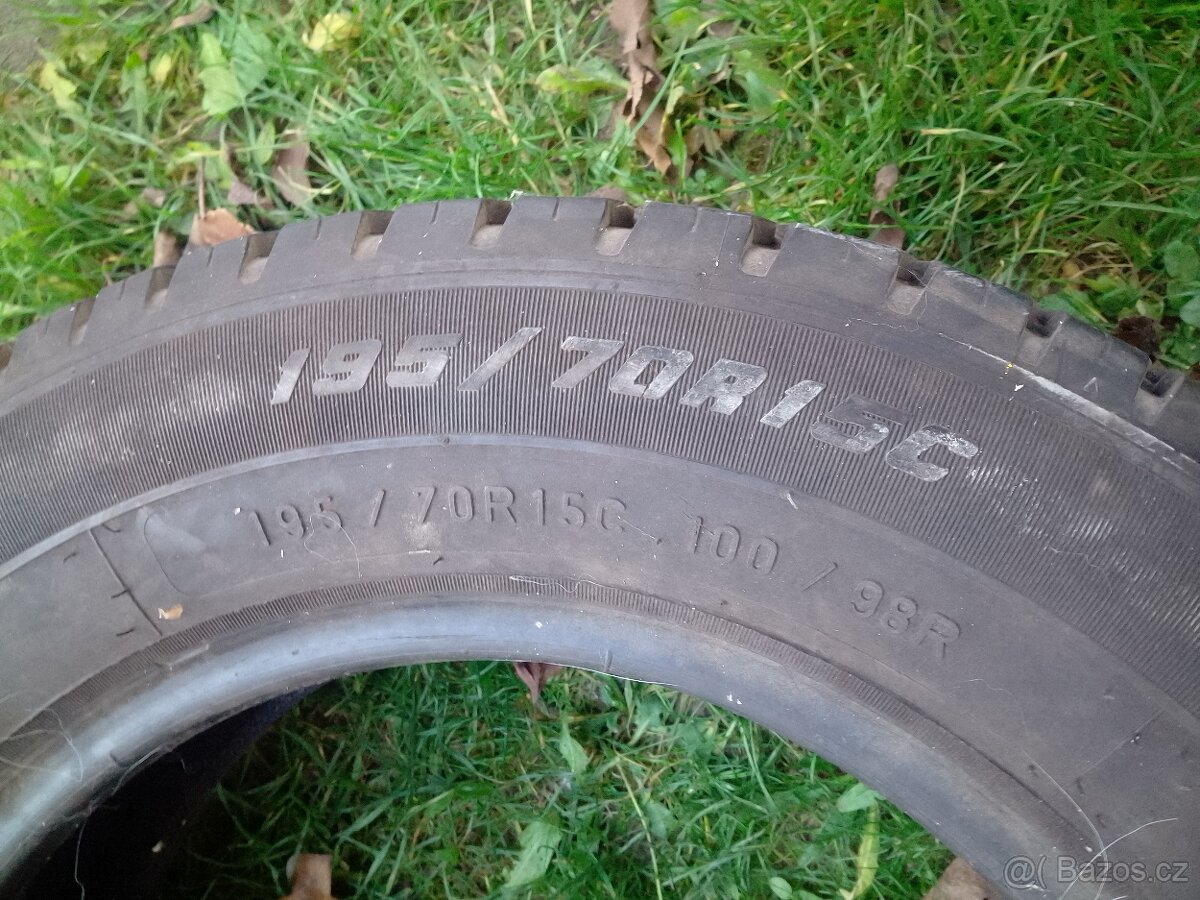 zimní celoroční 195/70 R15 C - 4