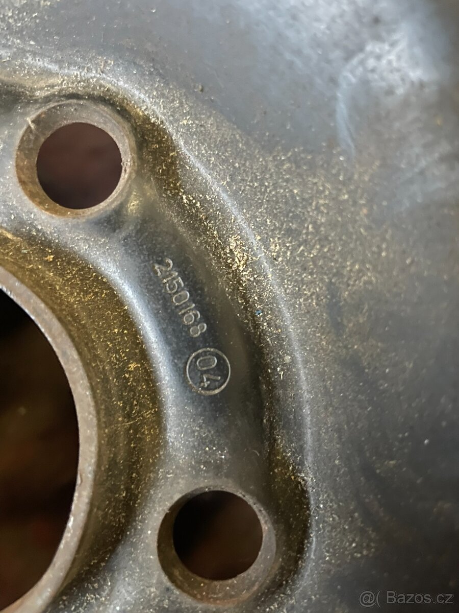 2x Ocelové disky 5x110 + Zimní Goodyear 195/65/15 - 4