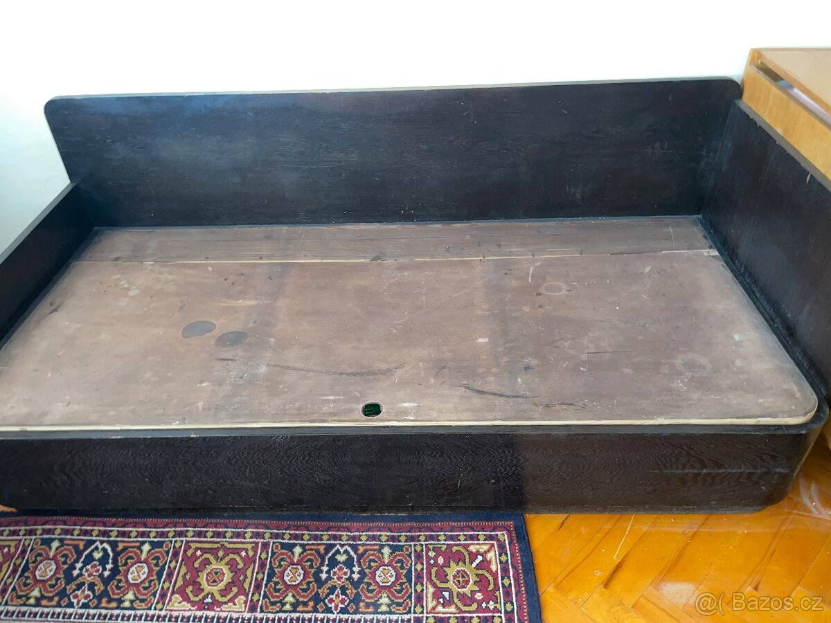 starožitný gauč - 4