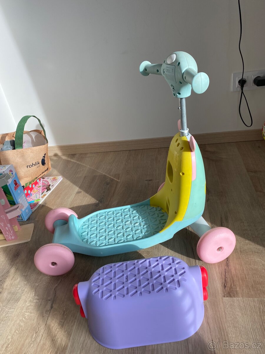 Skip Hop Zoo Jednorozec odrážedlo 3v1 - 4