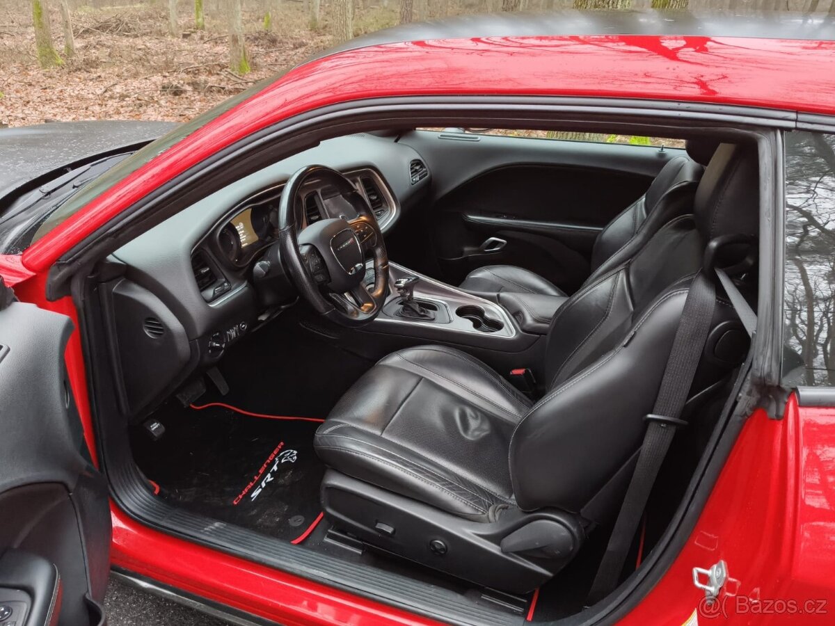 DODGE CHALLENGER R/T 5,7 Hemi 2019 102tis km DPH - 4