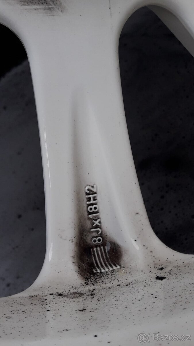 18x8 Mazda oem mx5 NC - 4