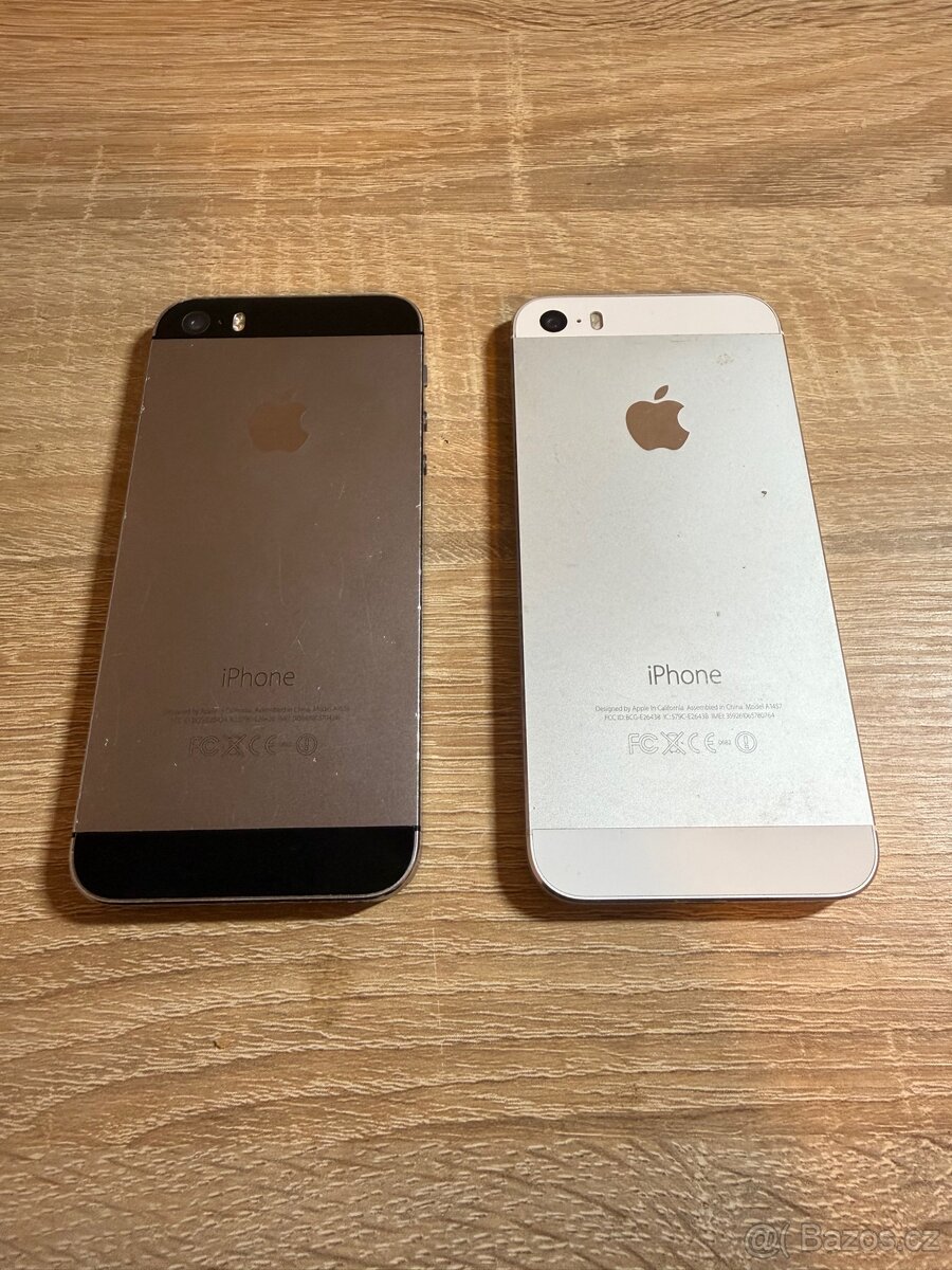 Prodám 2× iPhone 5s 32 GB (bílý + černý) - 4