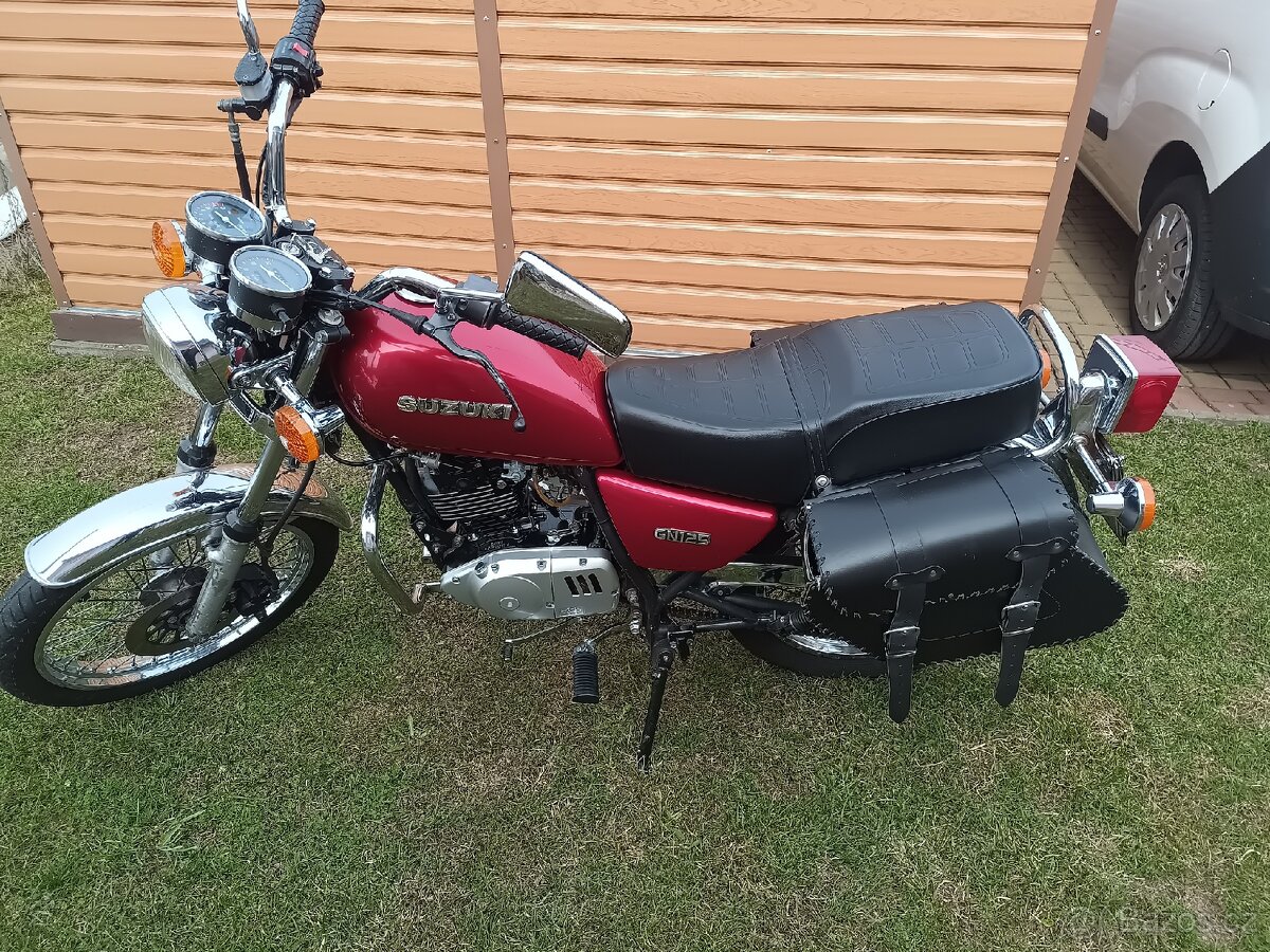 Suzuki gn 125 - 4