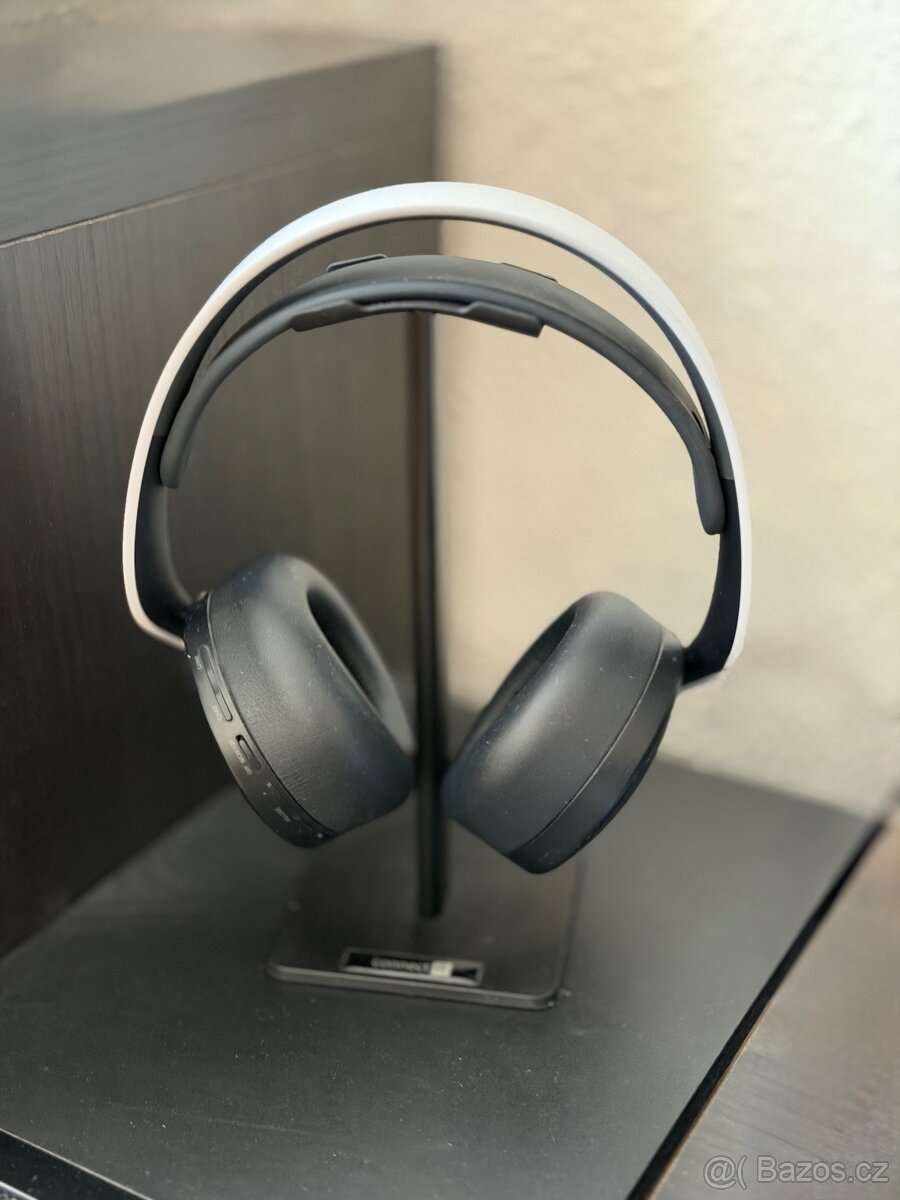 PlayStation 5 a příslušenství. - 4