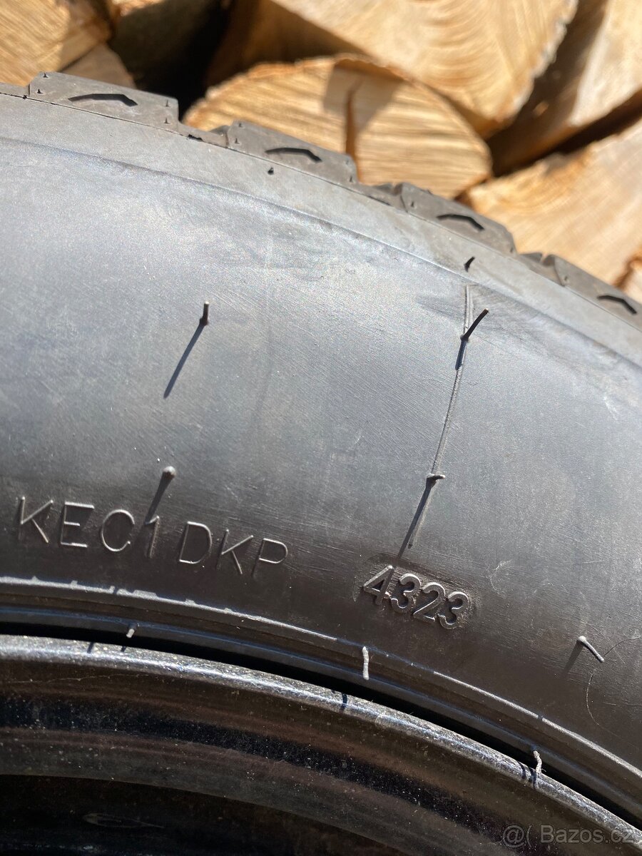 5x120 r16 215/65/16