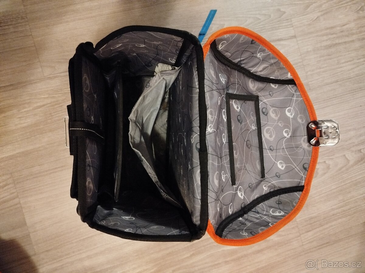 Prodám školní aktovku - 4