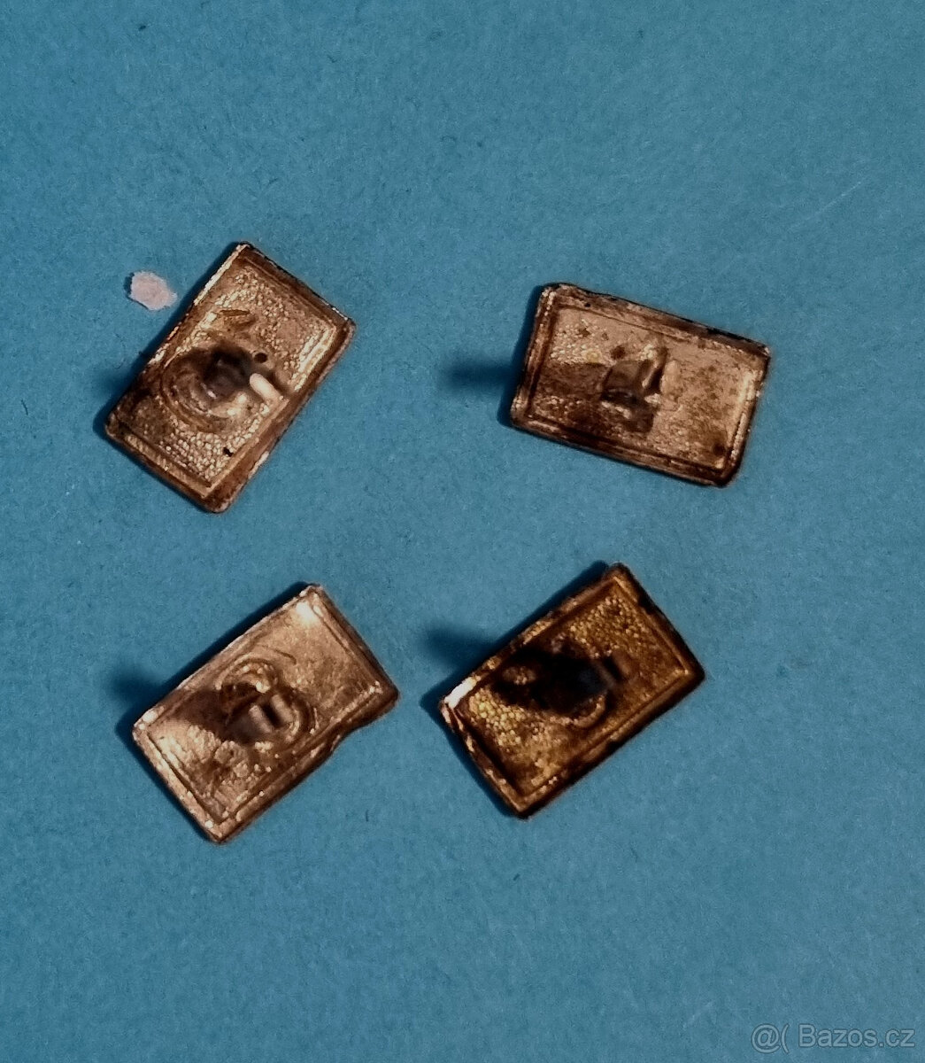 ČS revoluční med. stříbrný lipový lístek a č. pluků 1-6-8-10 - 4