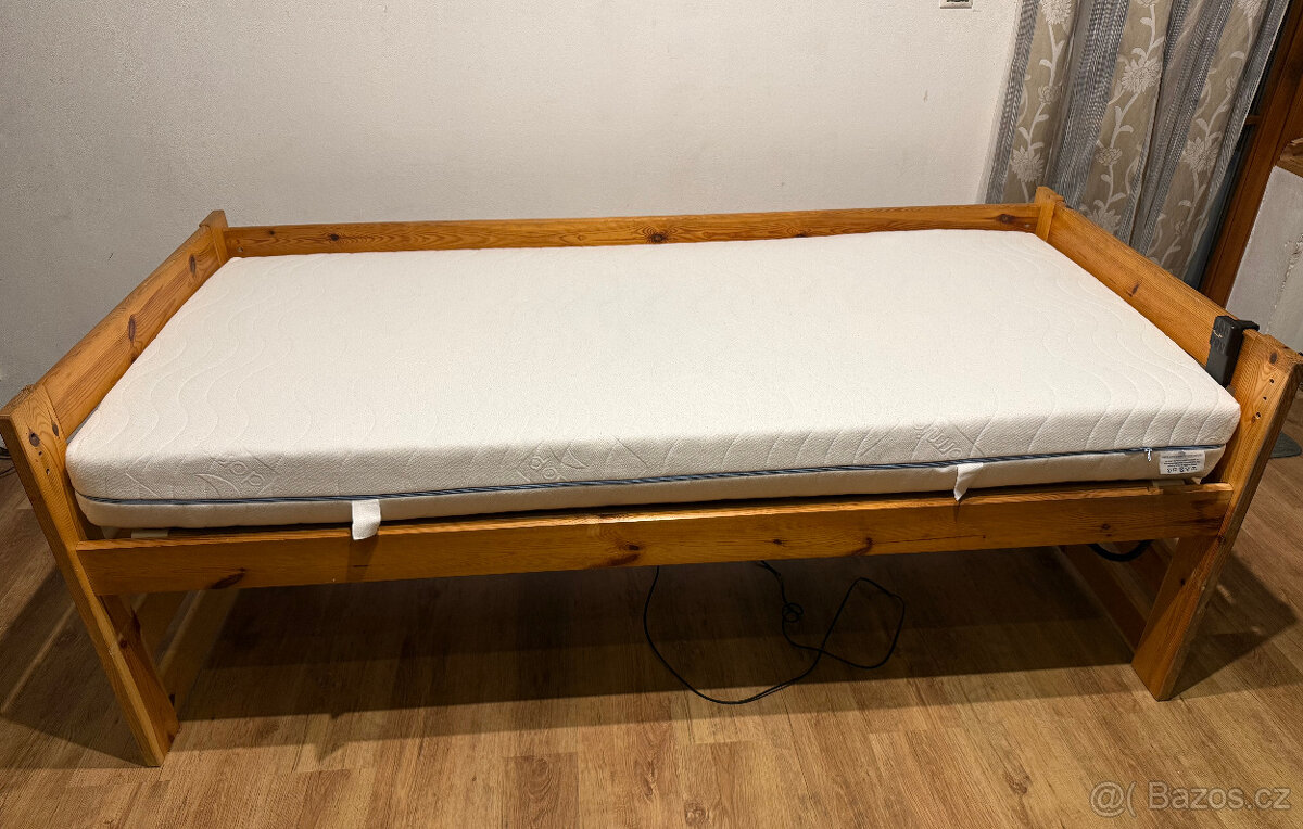 Zdravotní postel s elektrickým roštem a matrací - 4