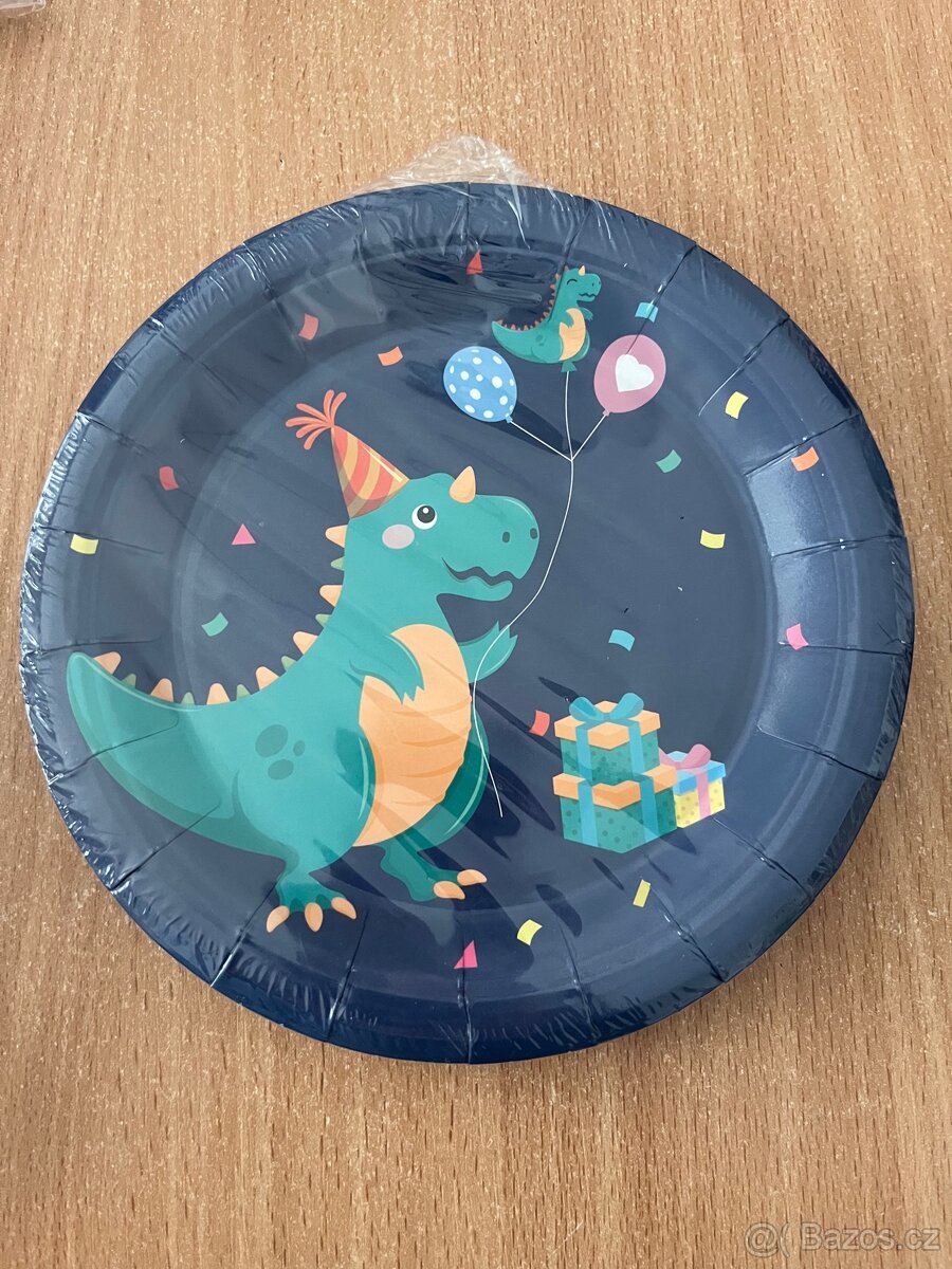 Sada na oslavu ,,dino,, 16 hostů - 4