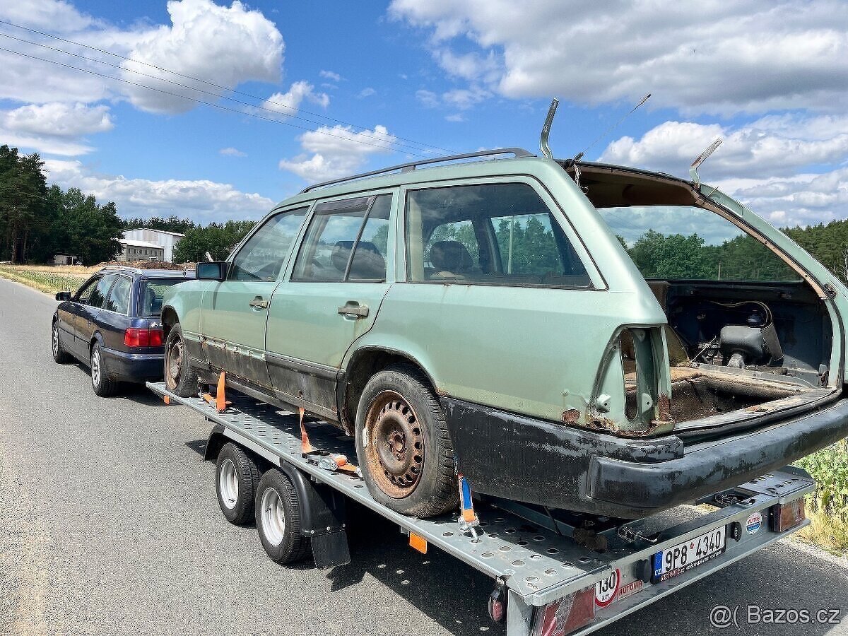 Mercedes Benz w124 250D díly - 4