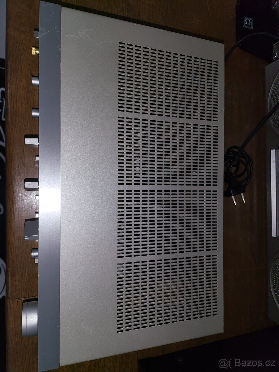 ProdáM DYNAMICKÝ zesilovač Technics - SUV- 505, s výkonem 2+ - 4