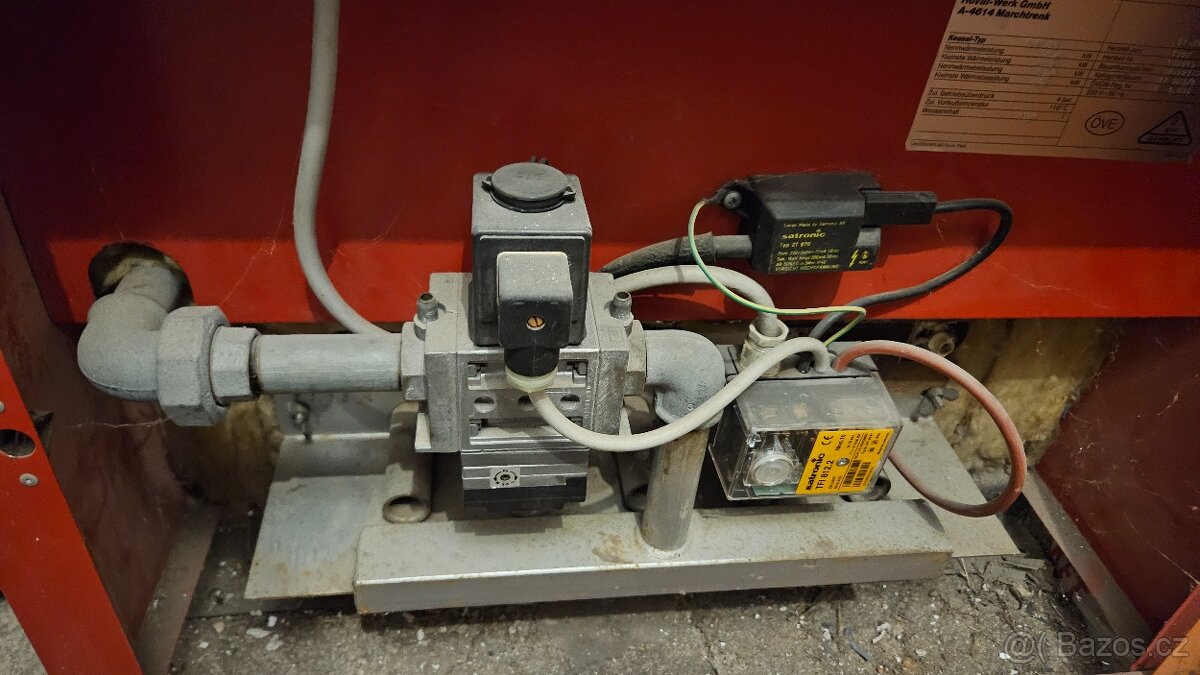 Prodám plynový kotel HOVAL - 4