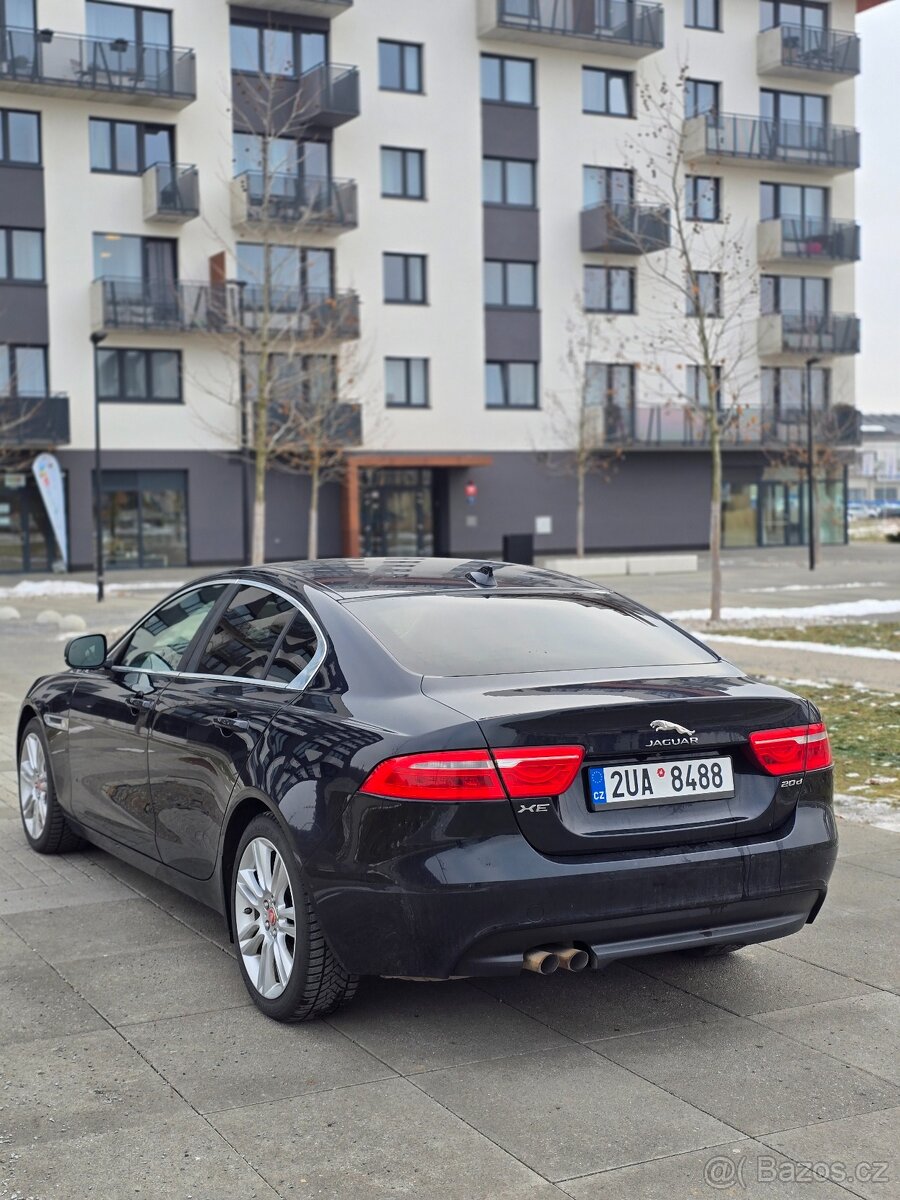 Jaguar XE 2.0d 132 kW - 4