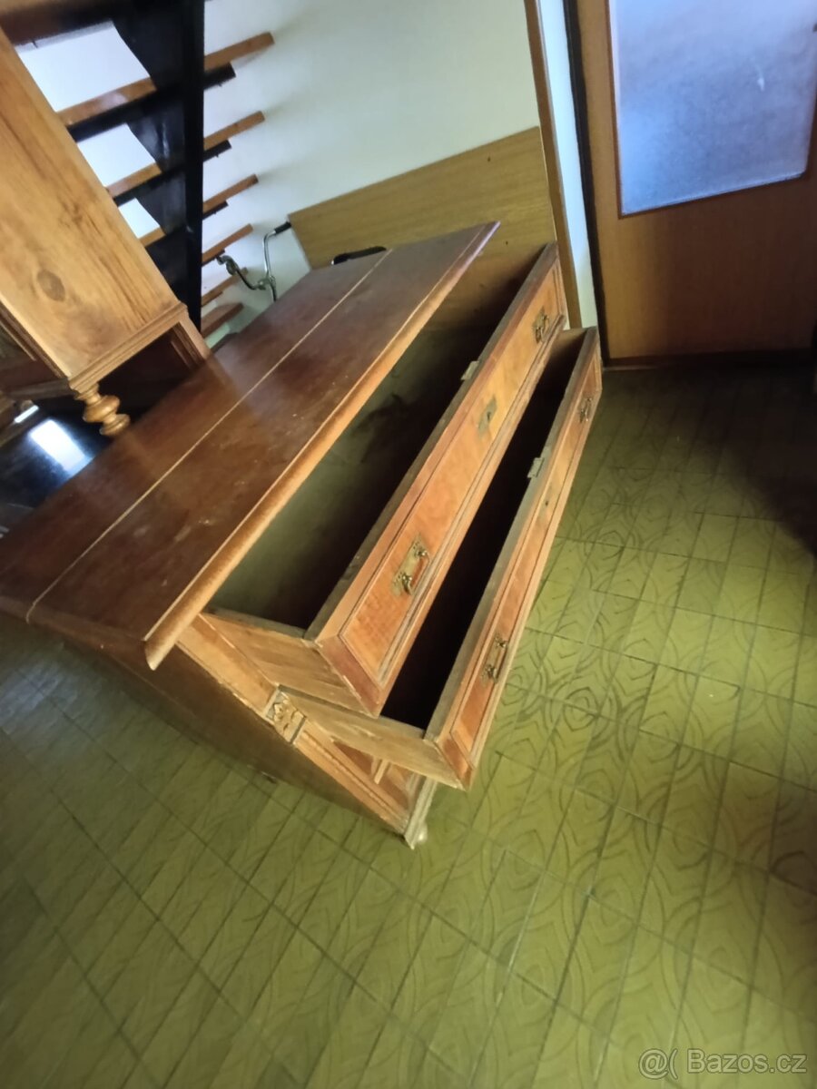 Starozitny nabytek - 4