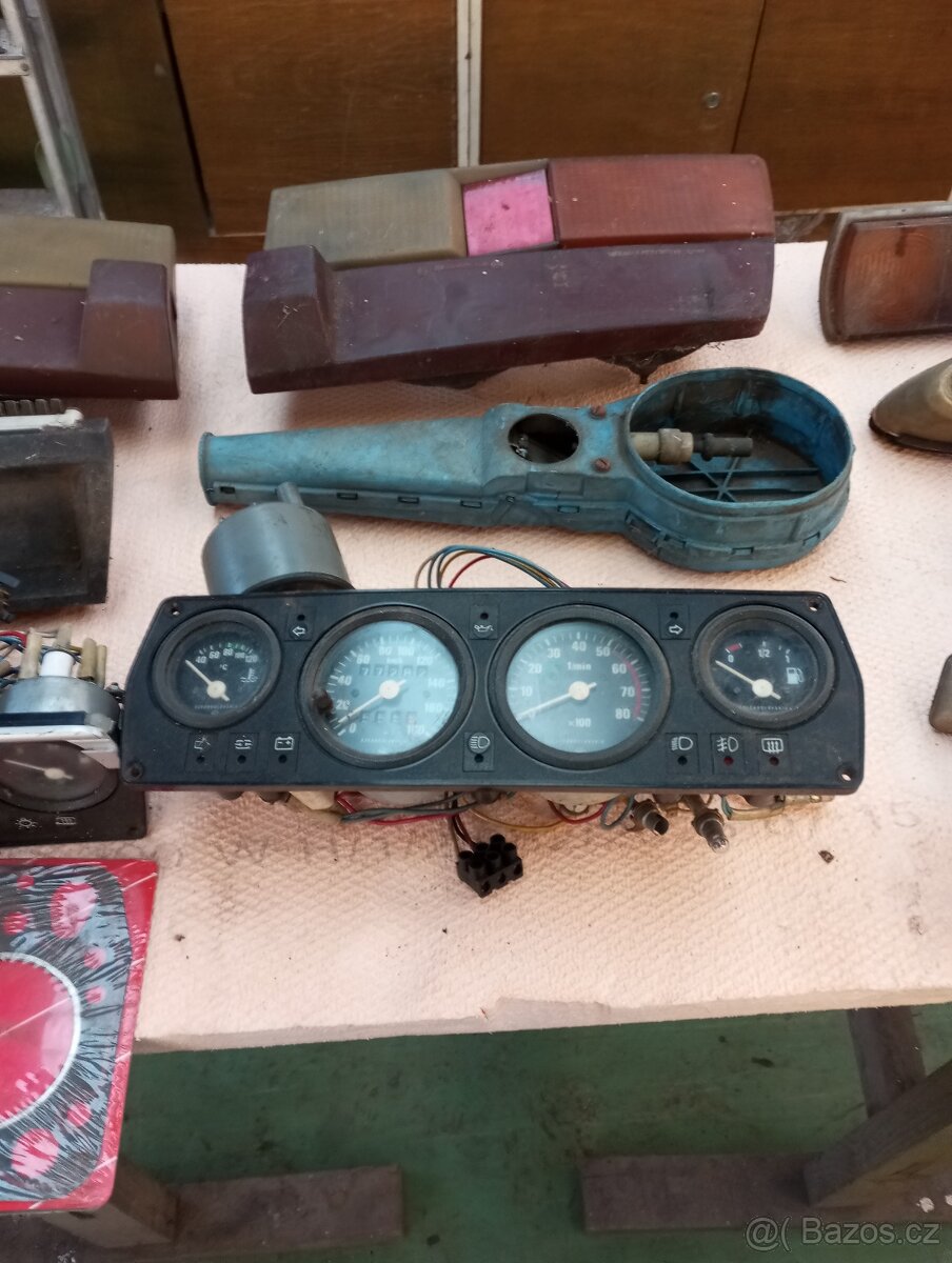 Prodám díly Škoda - 4