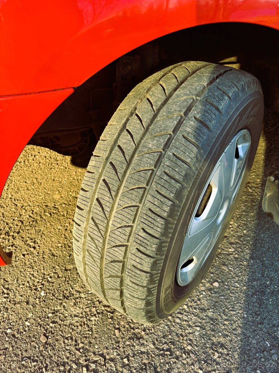 Ford Transit Custom, r.v. 2015, 8 míst k sezení. - 4