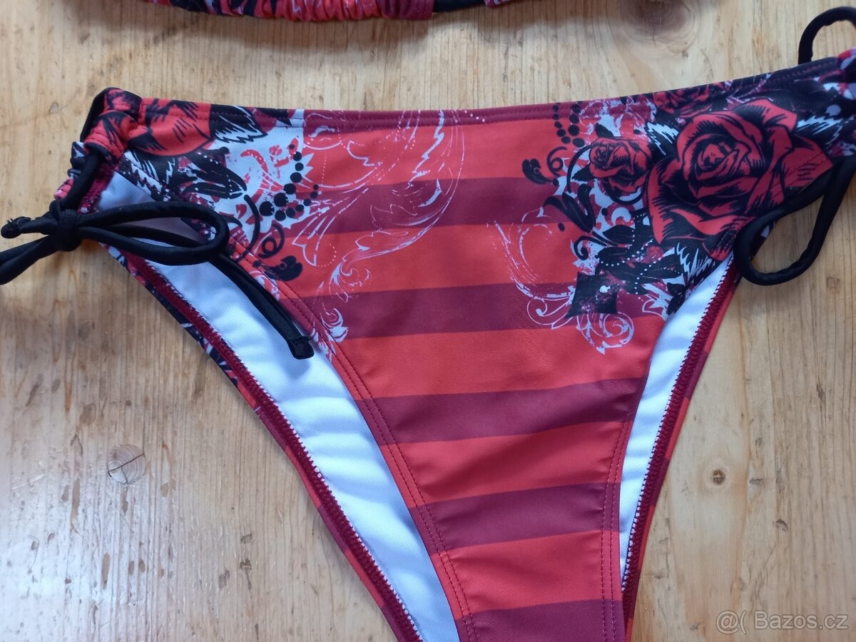 dvoudílné plavky - 4