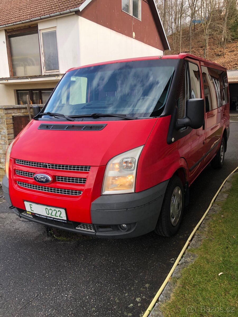 FORD Transit Bus 9 míst , 300S , 2,2 CRDI , 92 kw. - 4