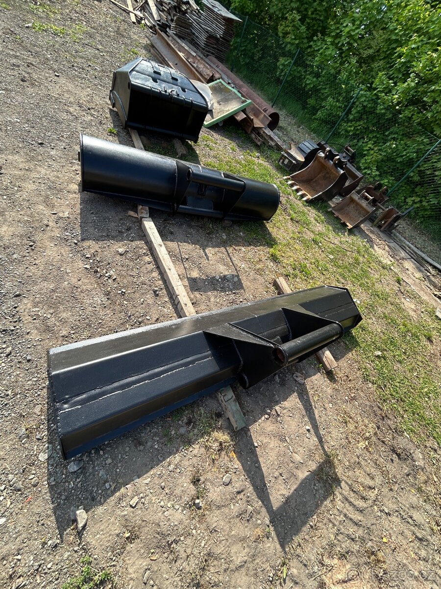 Lžíce pro bagr Tatra 815 UDS 114 - 4