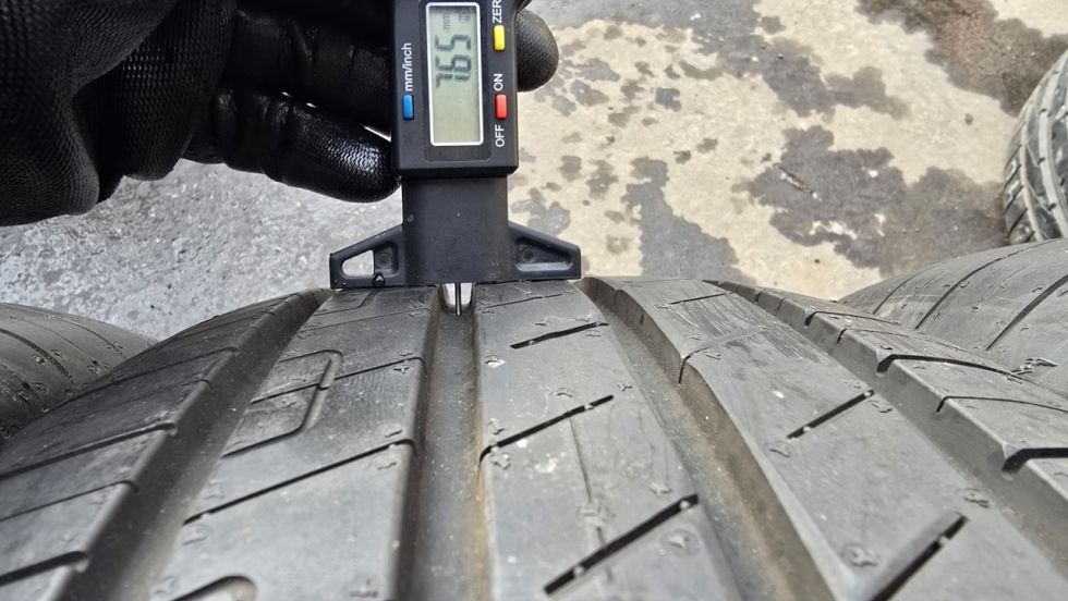 Letní pneu 215/55/17 Good Year - 4