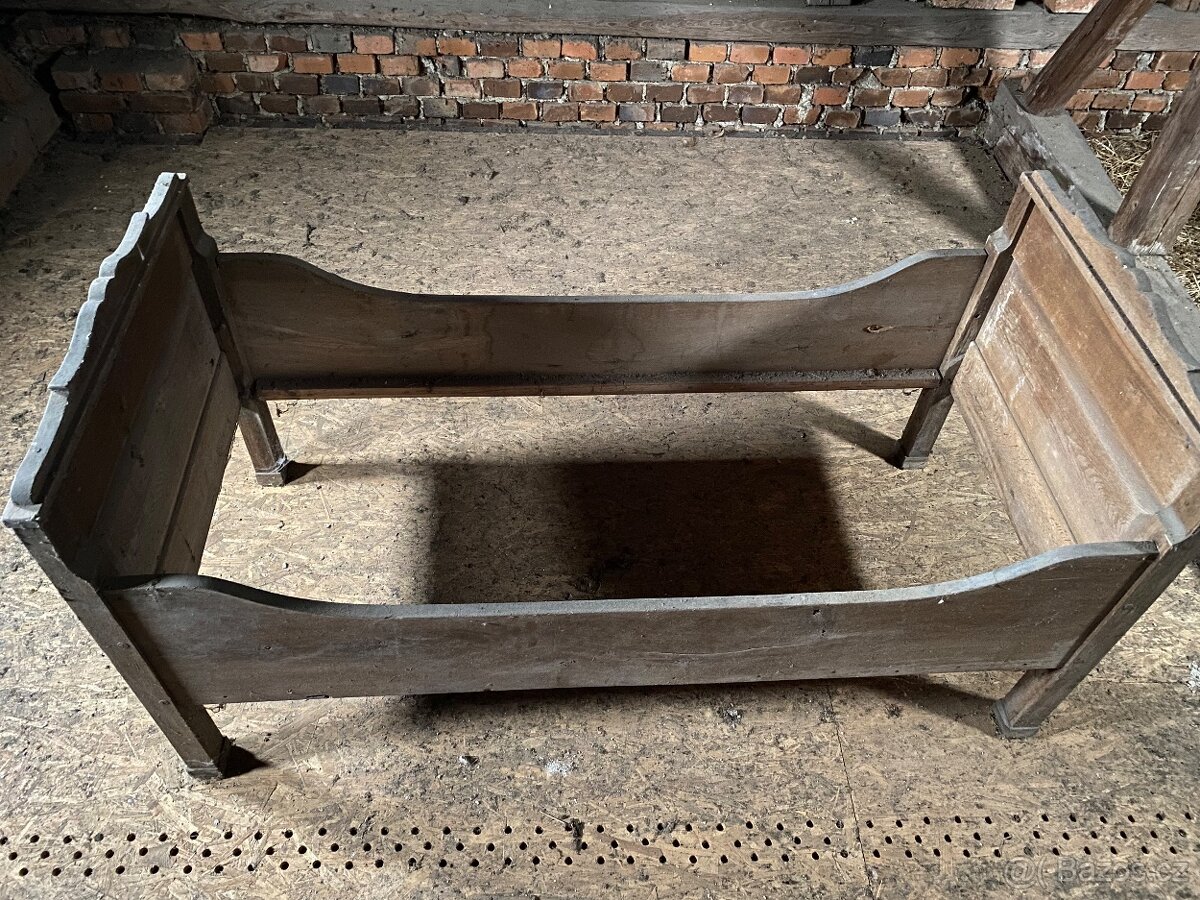 Starožitná postel - 4