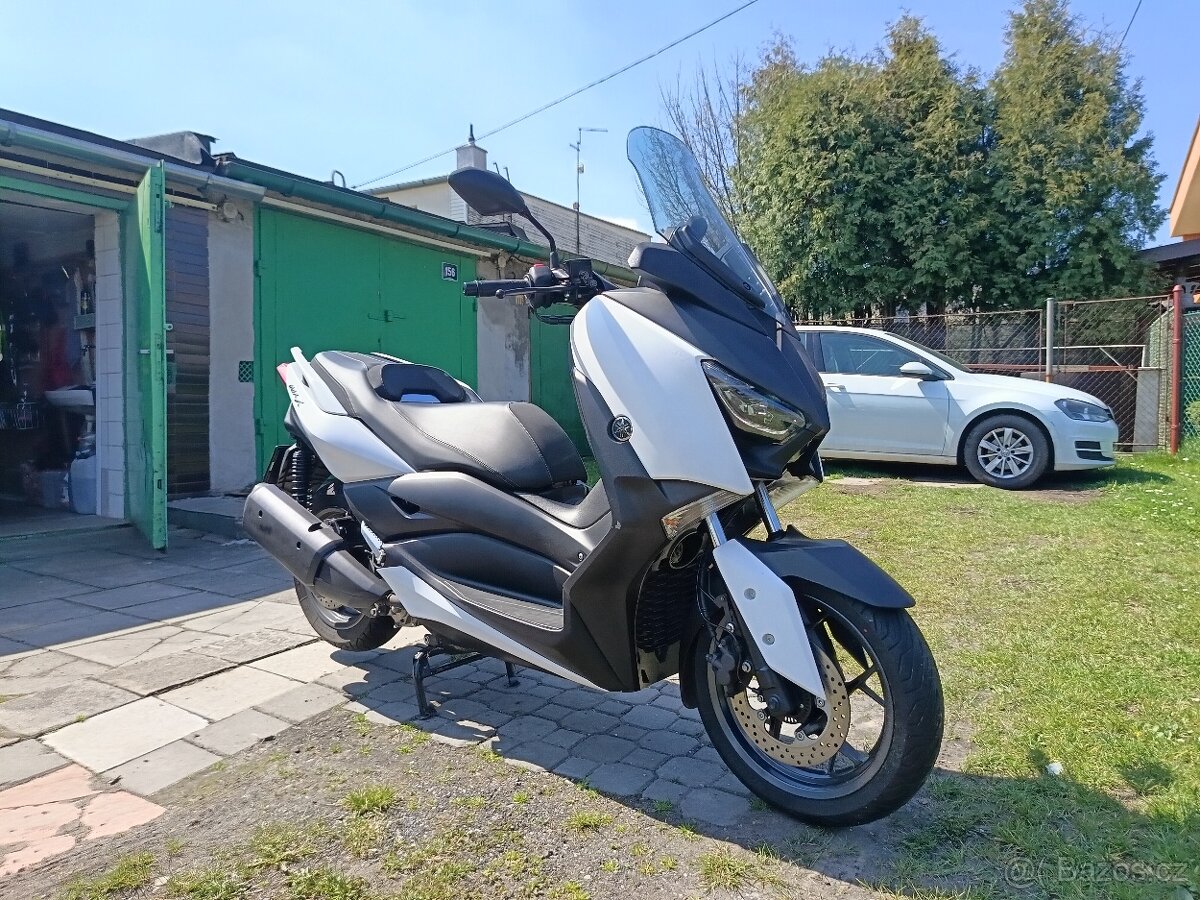 Yamaha xmax 300 - 4