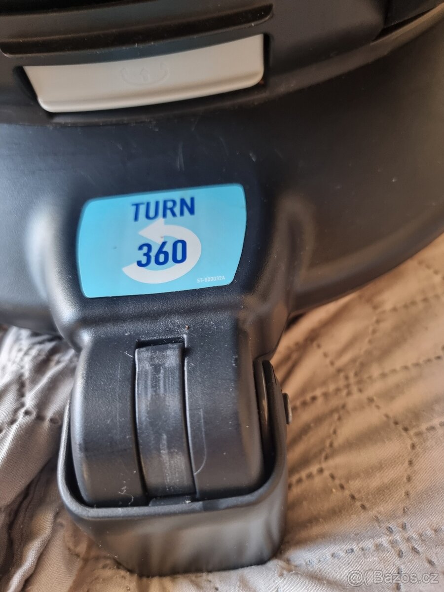 Otočná autosedačka Graco Tur2me - 4