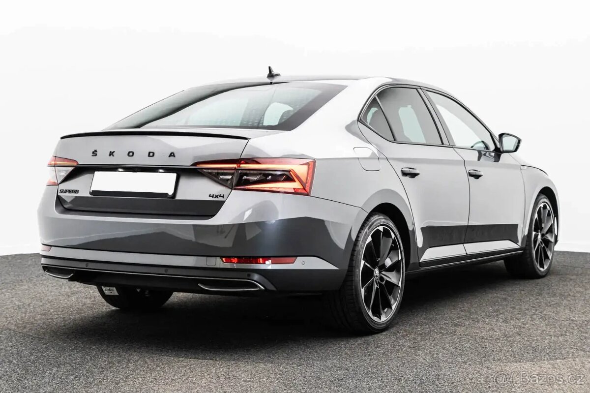 Škoda Superb 2.0 TDi Sportline - 4